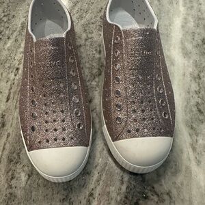 Brand New/Never Worn Girls Natives Size J2